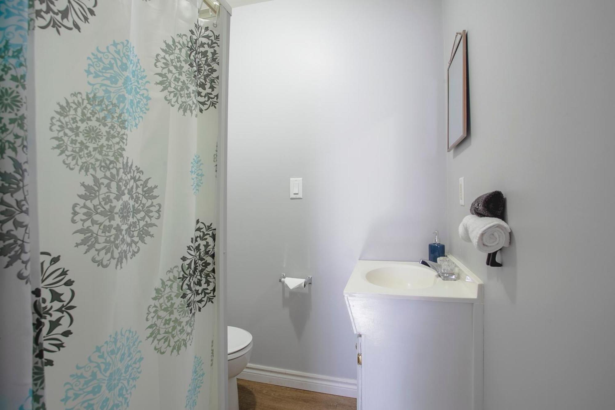 Apartment Kasakazam - 1 Min From Falls Niagara Falls
